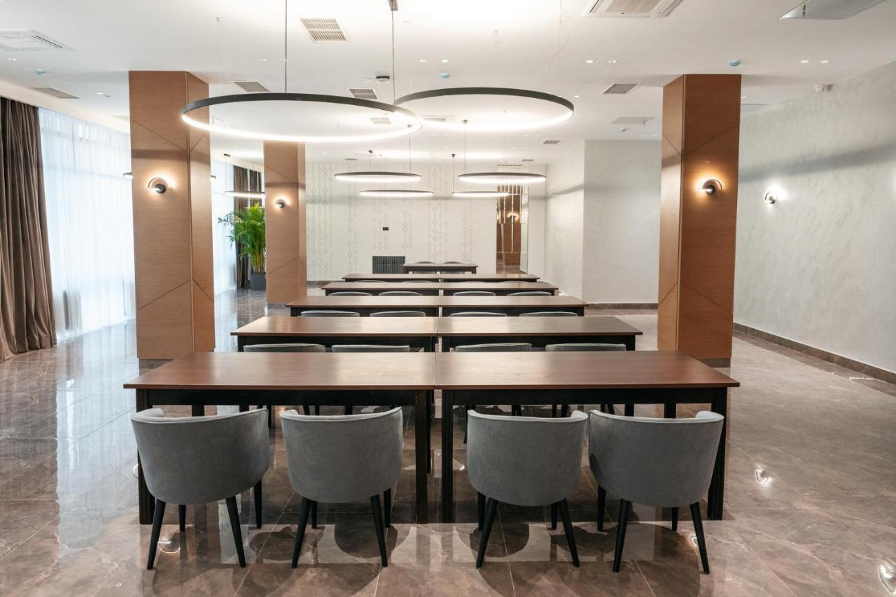 Raavah Aparthotel 알마티 외부 사진